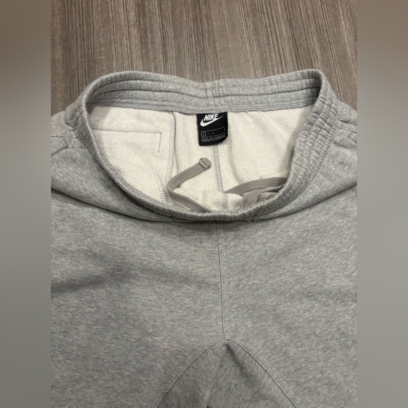 Nike Light Gray Joggers - Picture 3 of 4